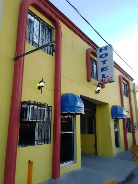 Hotel Chalet - Image 1