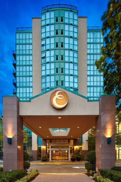 Executive Plaza Hotel & Conference Centre, Metro Vancouver - Image 1