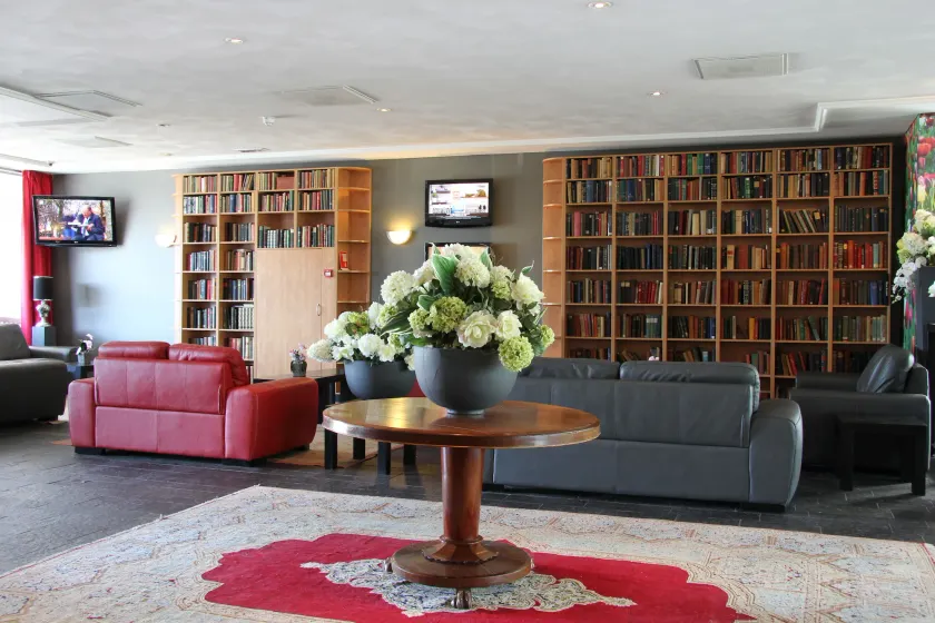 Best Western Plus Amsterdam Airport Hotel - Coin salon dans le hall
