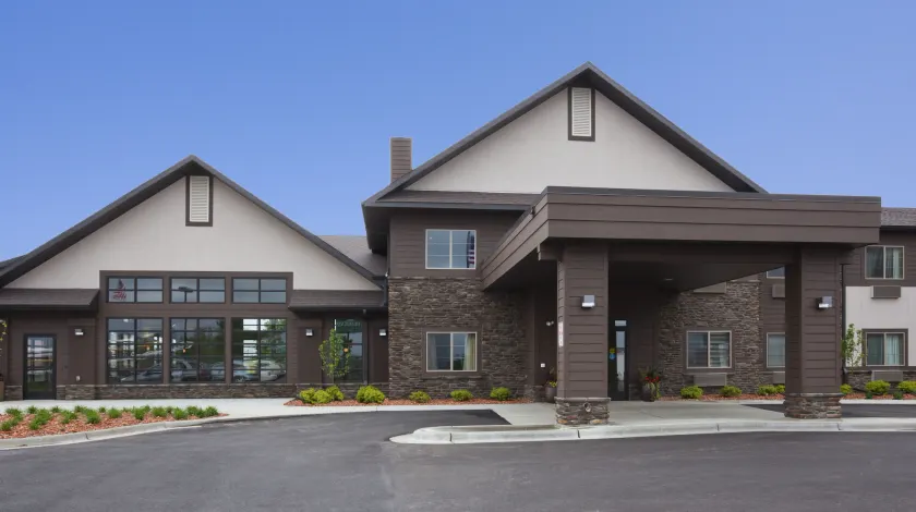 GrandStay Inn & Suites of Luverne - Image 1