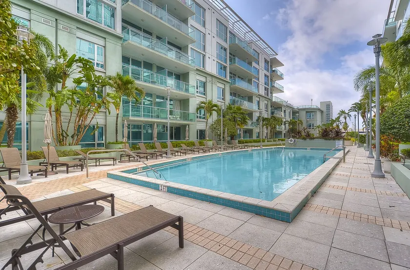 Channelside Luxury Retreat Spacious 2BR 2BA Condo with Pool, Balcony, Sauna & Gym - Image 1
