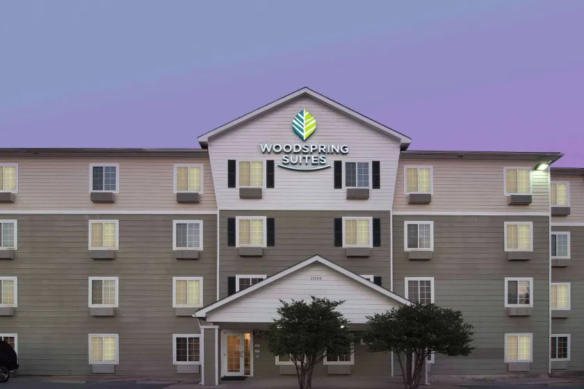 WoodSpring Suites Austin North I-35 - Image 1