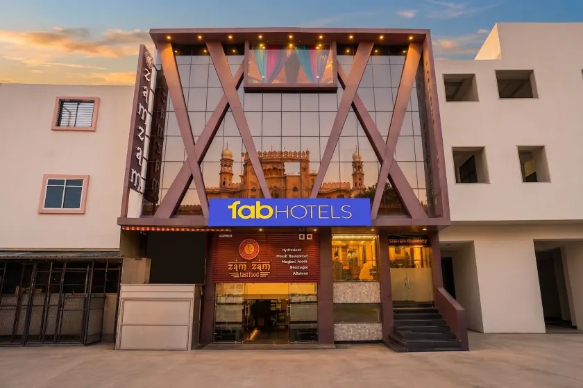 FabHotel Zamzam Residency - Image 1