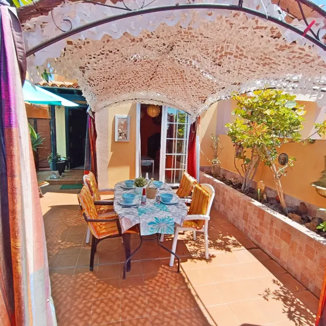 Casa Golfin - Un refugio con estilo en el soleado sur de Tenerife - Image 1