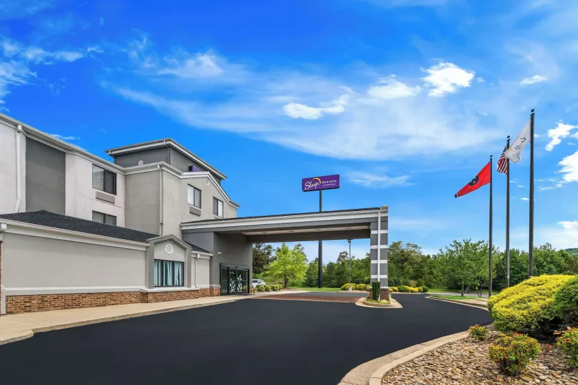 Sleep Inn & Suites Kingsport TriCities Airport - Image 1