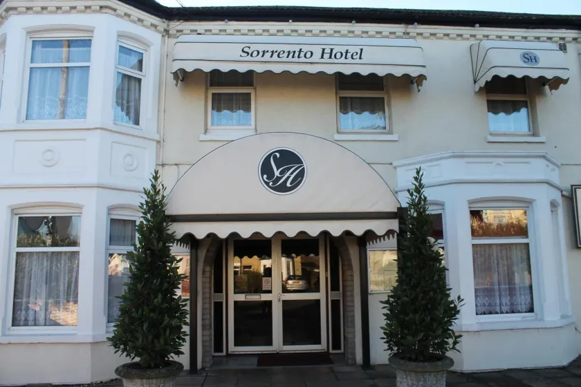 Sorrento Hotel & Restaurant - Image 1