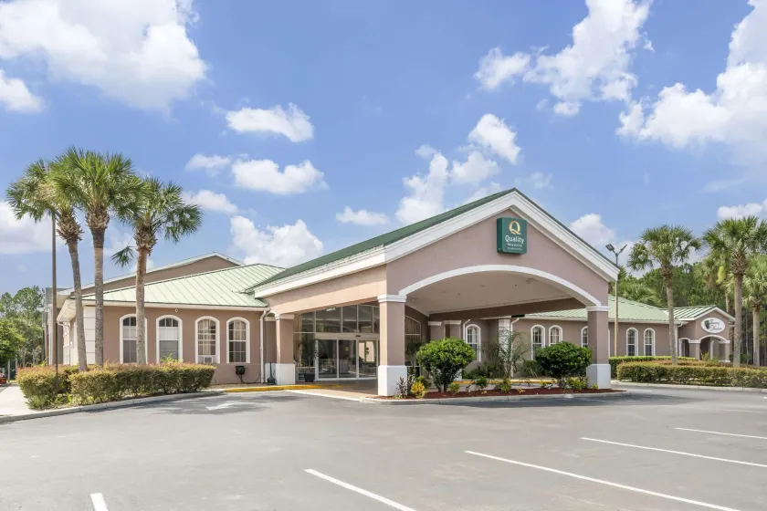 Quality Inn Conference Center at Citrus Hills - Image 1