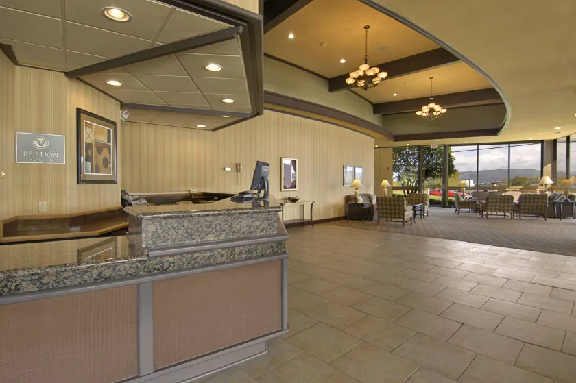 Red Lion Hotel Coos Bay - Hall