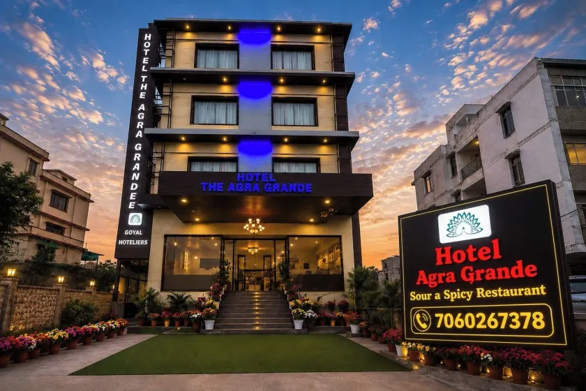 Goyal Hotelirs - Hotel The Agra Grande, Agra - Image 1