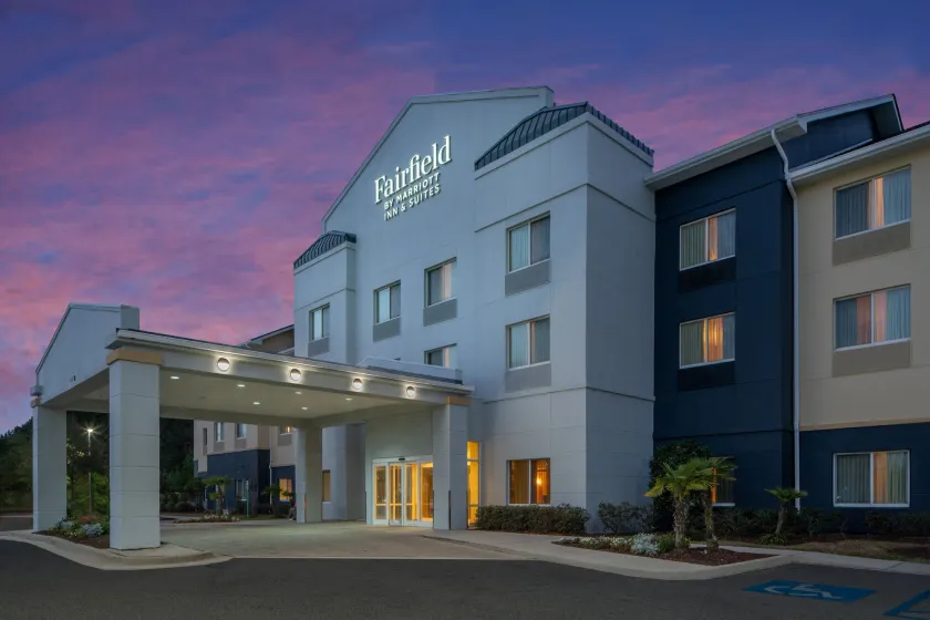 Fairfield Inn & Suites by Marriott Mobile Daphne/Eastern Shore - Image 1
