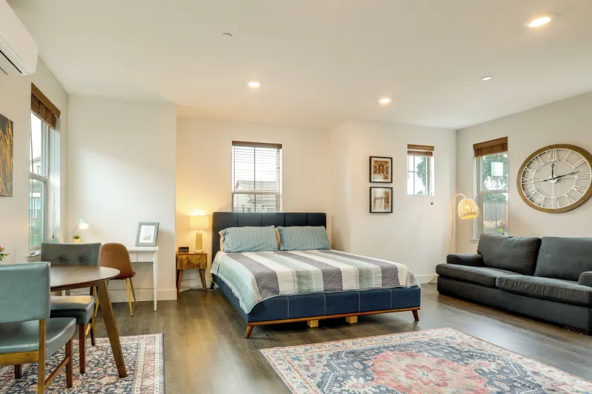3 Mi to Golf & Shopping: Cozy Roseville Studio - Image 1