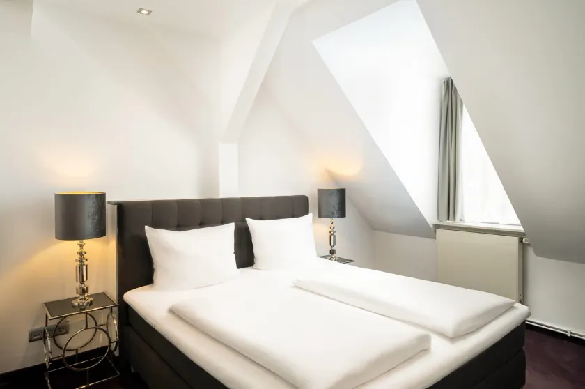 elaya hotel hannover city, Trademark by Wyndham - Image 1