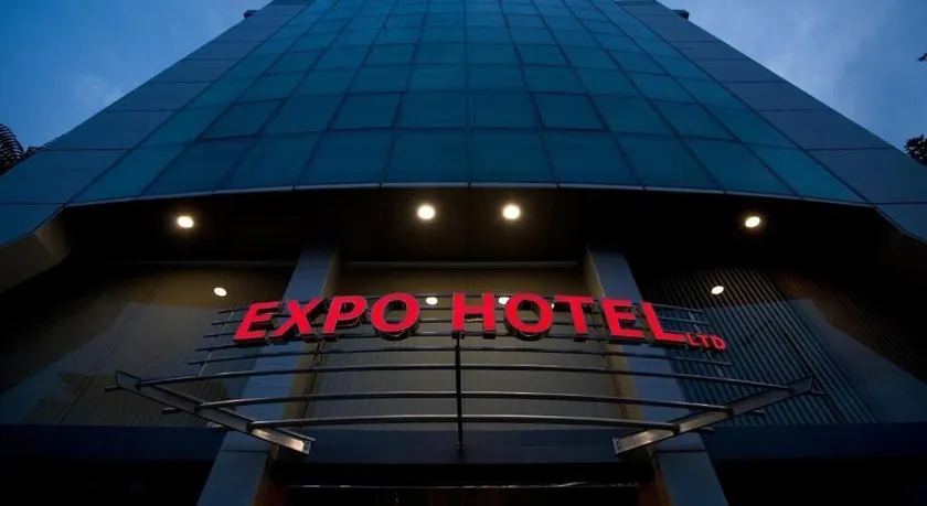 Expo Hotel - Image 1