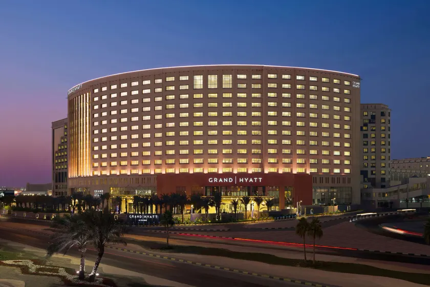 Grand Hyatt Al Khobar Hotel and Residences - Image 1