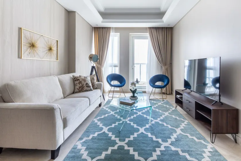 Modern Luxury Living in This 3BR Apt in Downtown Dubai - Image 1