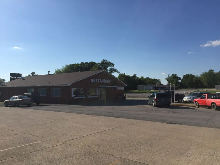 Powhatan Motel - Image 1