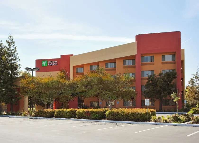 Holiday Inn Express Union City San Jose by IHG - Image 1