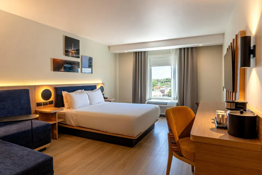 Hampton Inn by Hilton Torreon-Airport Galerias - Image 1