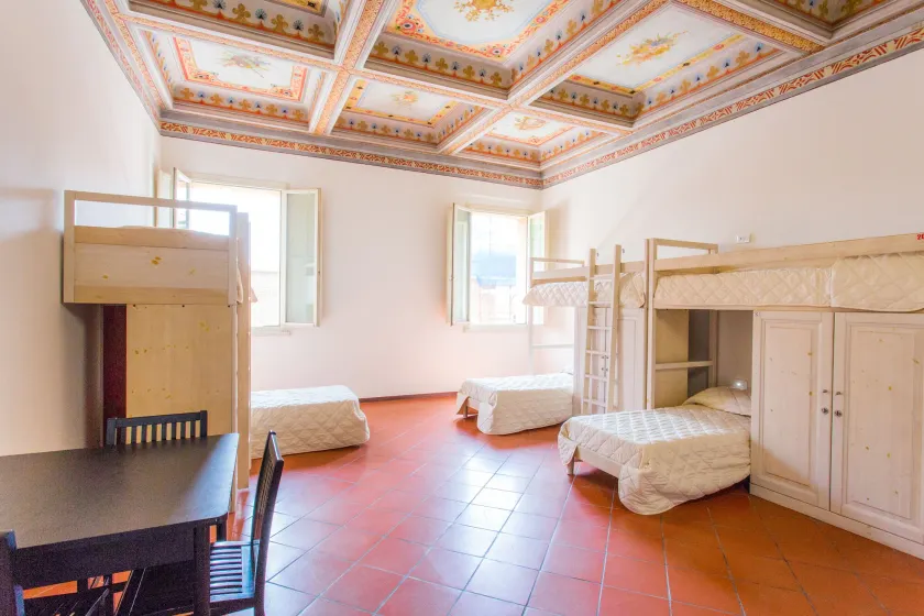 Student's Hostel Estense - Image 1