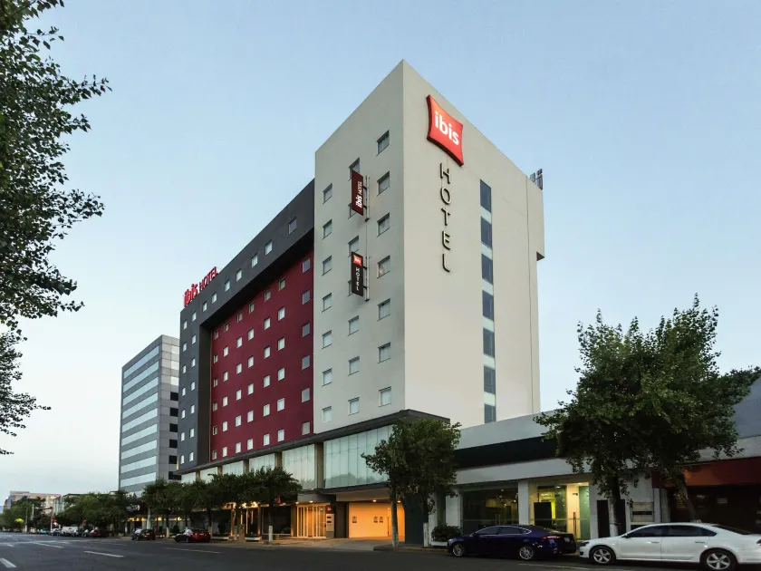 Ibis Mexico Tlalnepantla - Image 1