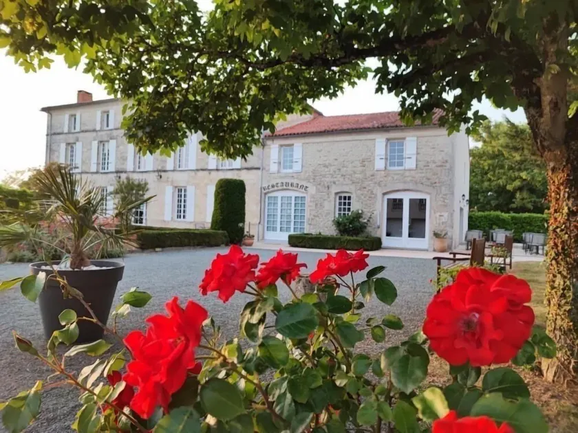 Logis Domaine du Prieuré - Image 1