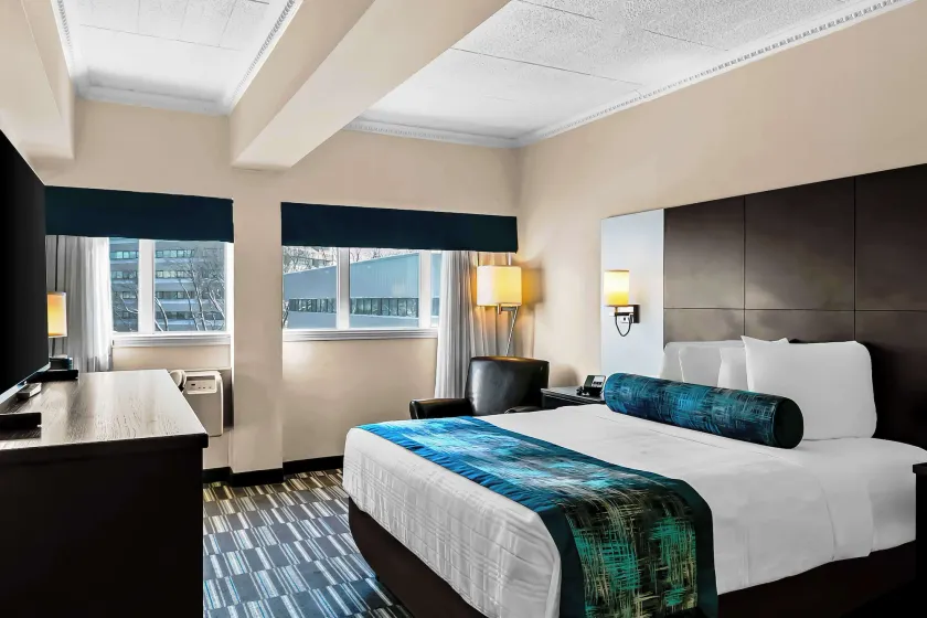 Best Western Downtown Sudbury - Image 1