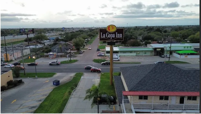 La Copa Inn Alamo - Image 1