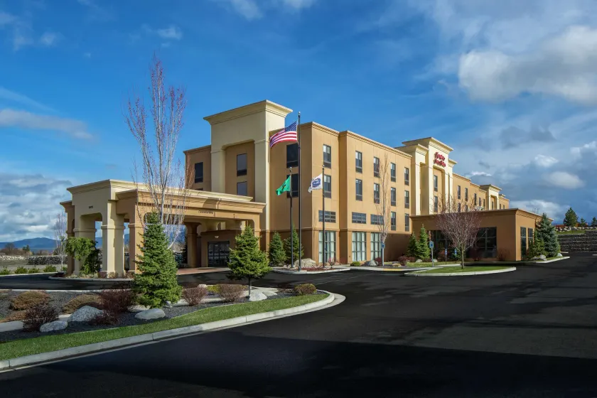 Hampton Inn & Suites Spokane Valley - Image 1