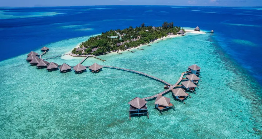 Adaaran Club Rannalhi - All Inclusive - 45 Minutes away from Male by Speedboat - Image 1