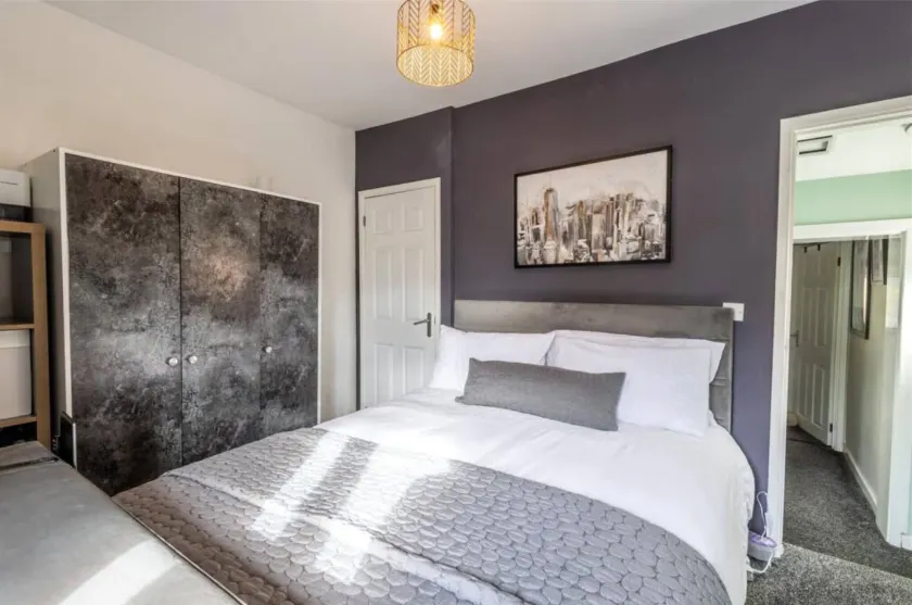 Peaceful Retreat in Telford With Modern Amenities - Image 1