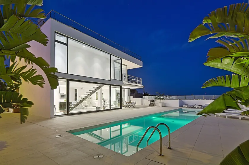 Villa in Ibiza With Sea Views 1023 - Image 1