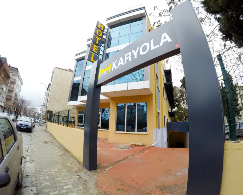 Karyola Otel - Caters to Men - Image 1
