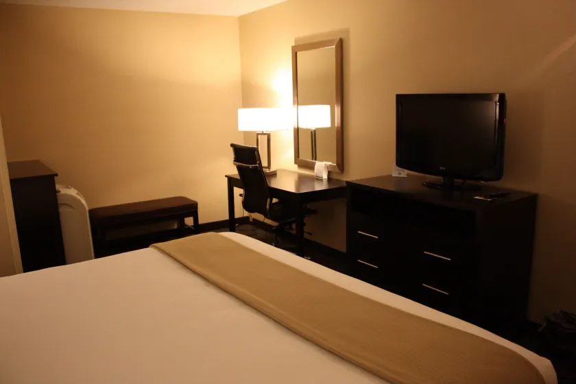 Holiday Inn Express - Ludlow - Chicopee Area by IHG - Image 1