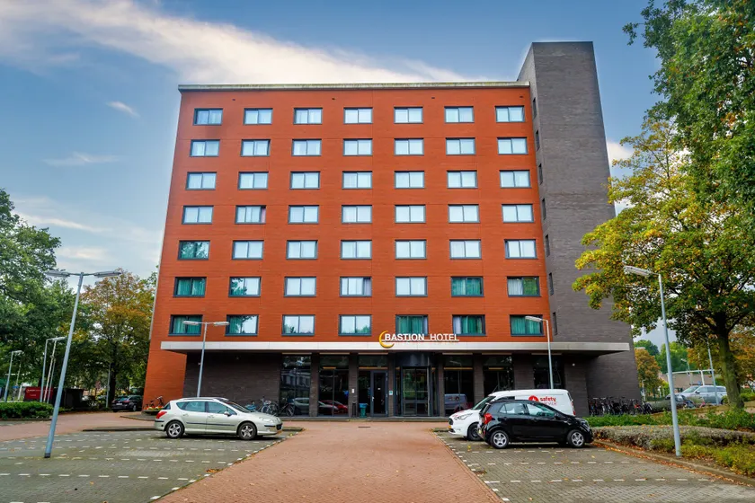 Bastion Hotel Tilburg - Image 1