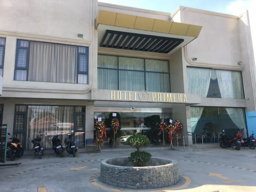 Hotel Primera - Image 1