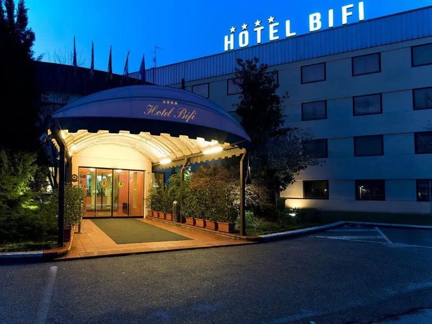 Hotel Bifi's - Image 1
