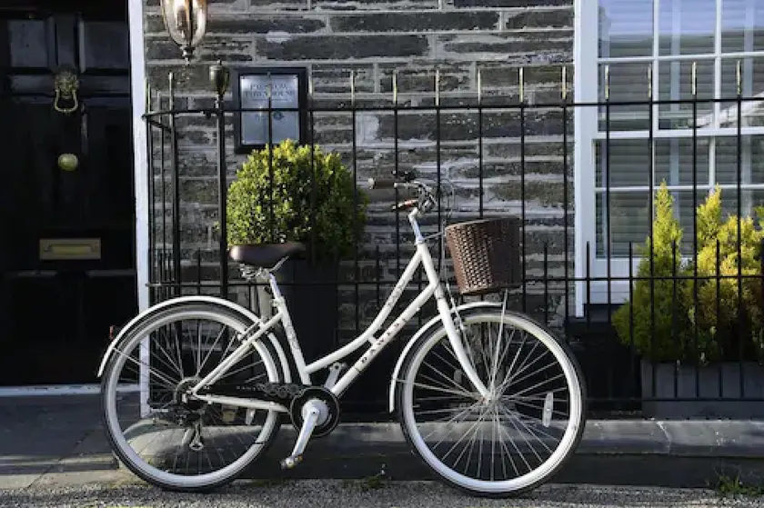 Padstow Townhouse - Image 1