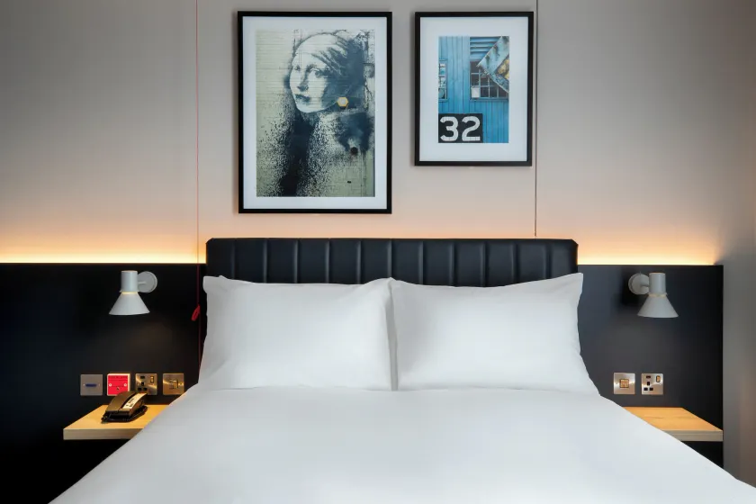 Leonardo Hotel Bristol City - Image 1