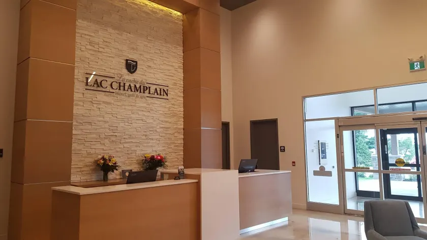Hôtel du Lac Champlain, an Ascend Collection Hotel - Image 1