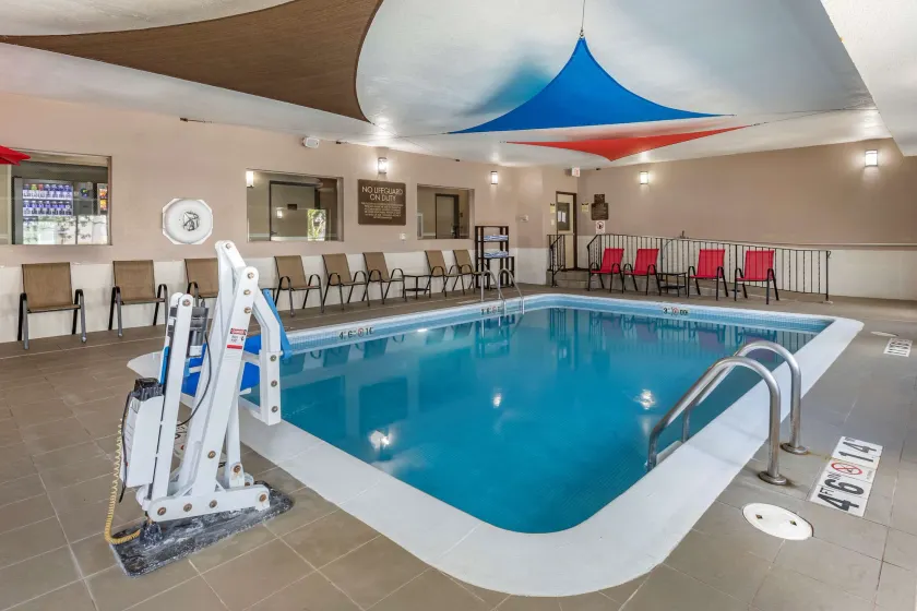Comfort Inn Moline - Quad Cities - Image 1