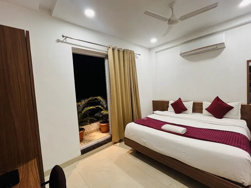 Hotel Shivaay - Image 1