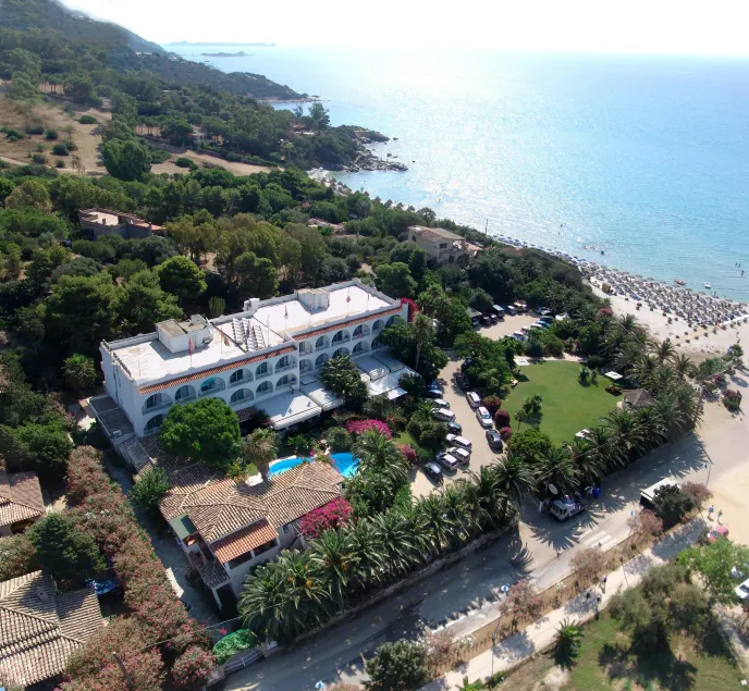 Hotel Simius Playa - Image 1