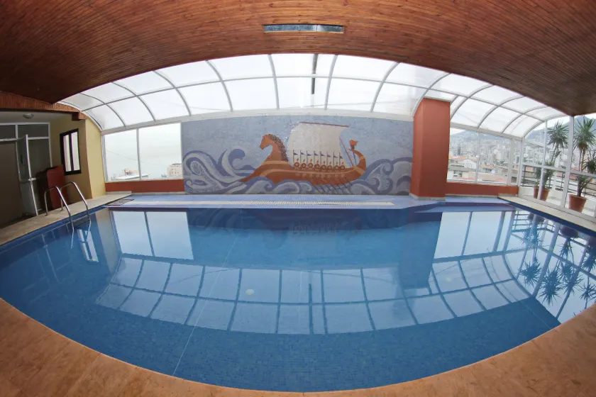 Madisson Hotel - Image 1