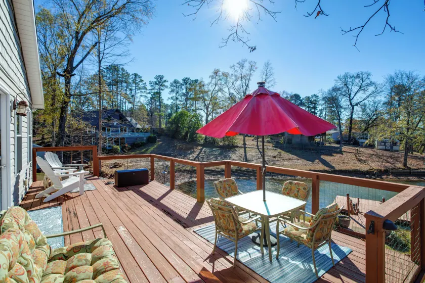 Lake Murray Retreat w/ Fishing Dock, Near Marinas! - Image 1