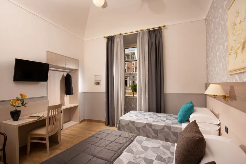 Hotel Dorica - Image 1
