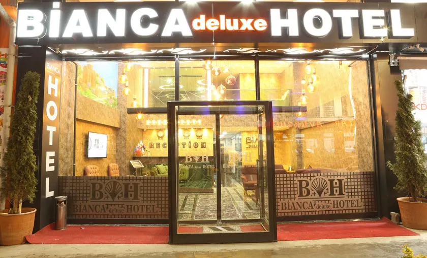 Bianca Hotel VAN - Image 1