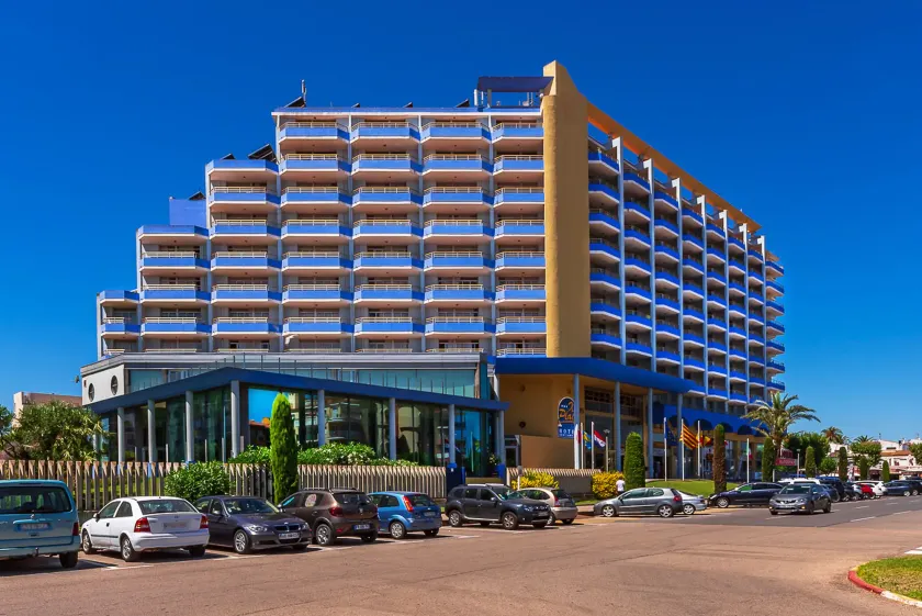 Hotel-Apartamentos Xon’s Platja - Image 1