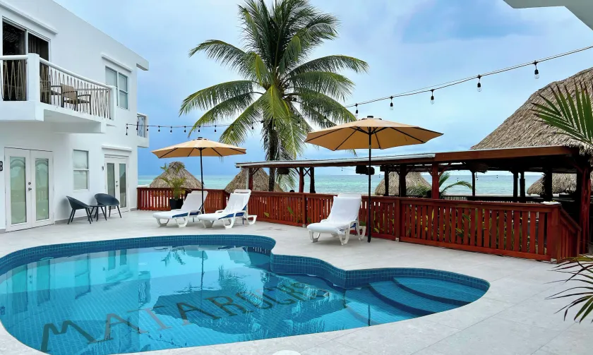 Mata Rocks Resort - Image 1