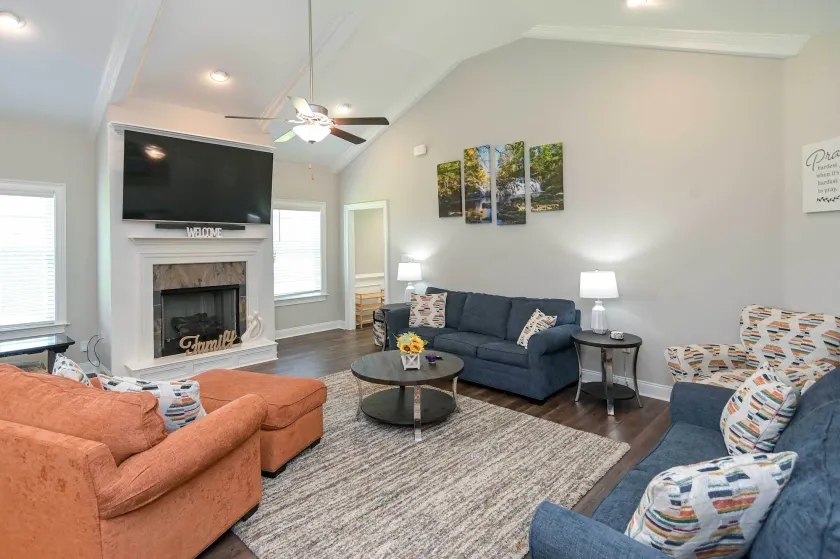 Quiet Family Home 15 Mi to Dtwn Huntsville! - Image 1