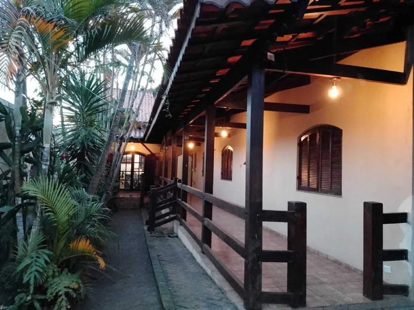 Haja Luz Pousada em Itaquaquecetuba - Image 1